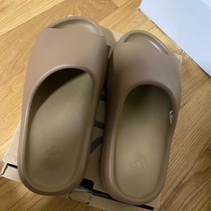 Yeezy Slides